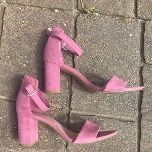 pink strappy medium small heels old navy size 9
